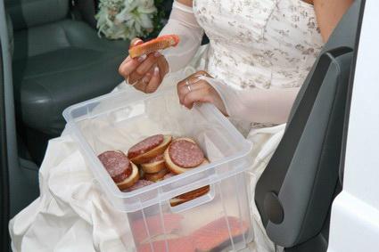 бутерброды на свадебную прогулку