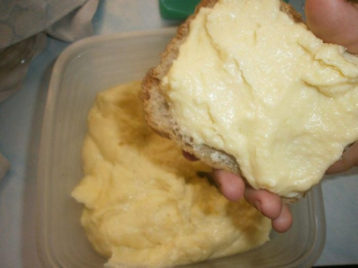 Домашний сыр для бутербродов